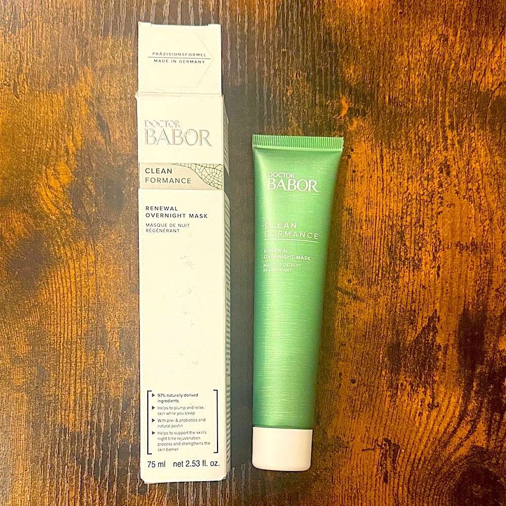 Cleanformance Renewal Overnight Mask - Green